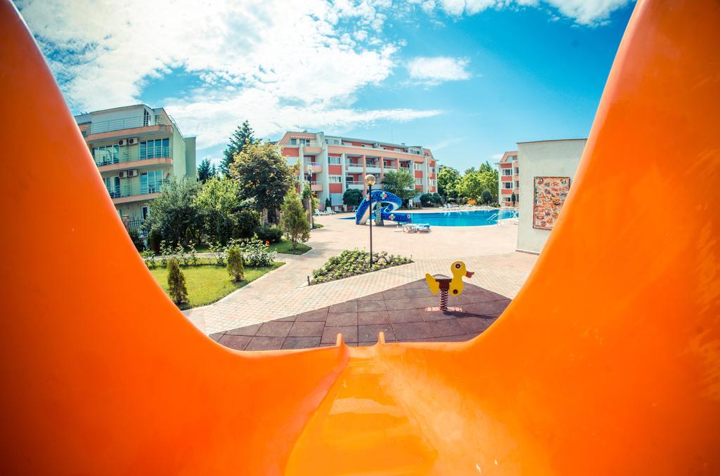 Sunny Fort Apartments サニービーチ エクステリア 写真