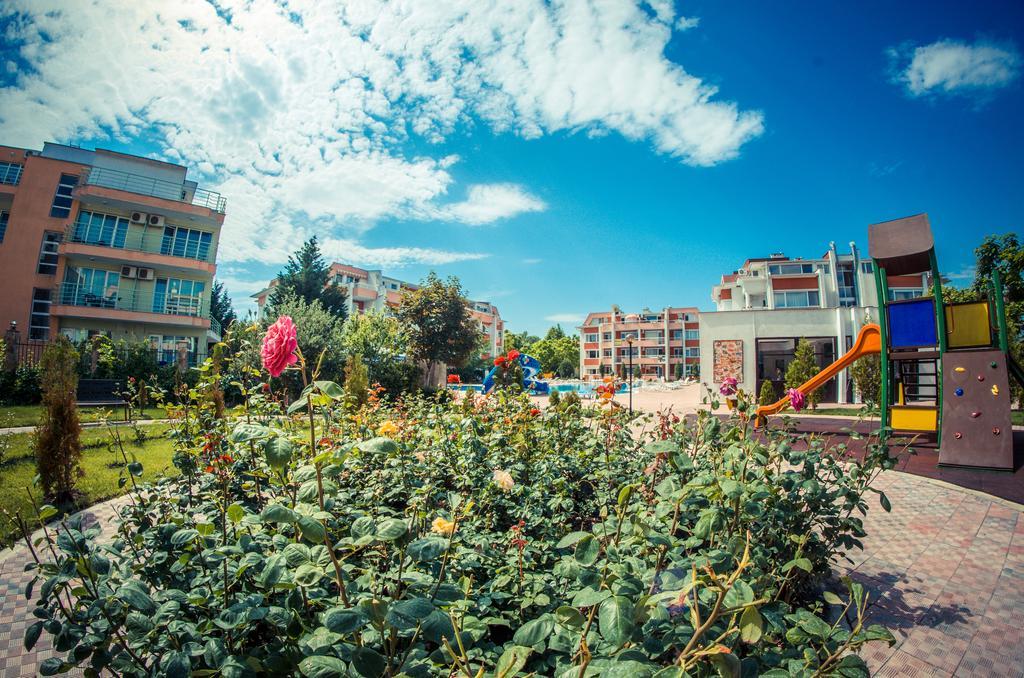 Sunny Fort Apartments サニービーチ エクステリア 写真
