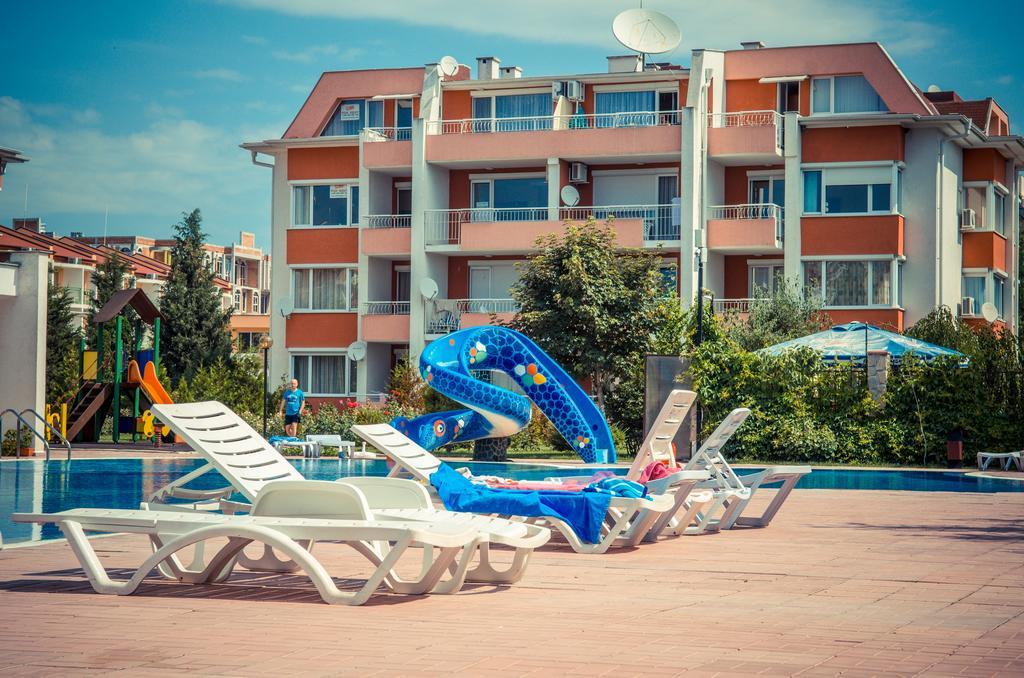 Sunny Fort Apartments サニービーチ エクステリア 写真